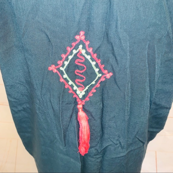 Beaches & Boho swimsuit Coverup Embroidered Tassle - Picture 5 of 8
